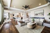 18 Giovanni Lane - Photo 4