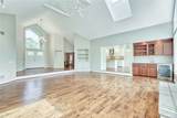 31 Chatham - Photo 3