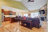 111 Golden Oaks Way - Photo 4