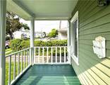 345 Irvine Place - Photo 4