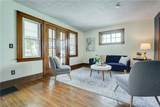 152 Colonial Road - Photo 8