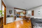 206 Seymour Street - Photo 17