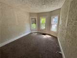 933 Jefferson Avenue - Photo 2
