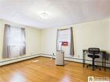 600 Henley Street - Photo 8