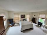 140 Ovid Street - Photo 18