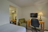6 Market Street - Photo 11