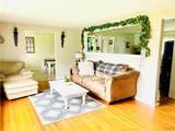 4870 Thornwood Drive - Photo 3