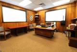 566 Spencer Street - Photo 7