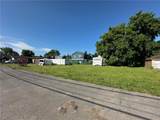 322 Caroline Street - Photo 2