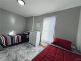 390 Hayward Avenue - Photo 17