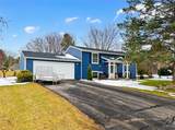 303 Stafford Circle - Photo 3