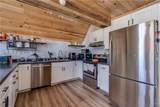 9910 Maple Avenue - Photo 12