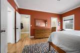 5562 Lakeview Court - Photo 32