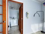 632 Burlington Street - Photo 17