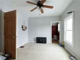 632 Burlington Street - Photo 32