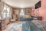 231 Harewood Avenue - Photo 10