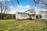 5001 Driftwood Drive - Photo 3