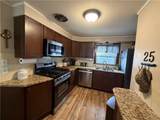 25 Yong Street - Photo 14