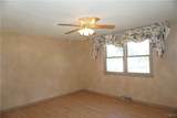6113 Rossland Cir - Photo 37