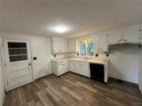 102 Manor Drive - Photo 4