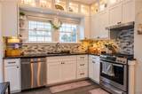 325 Kinsley Street - Photo 13