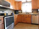 211 Stroud Street - Photo 3