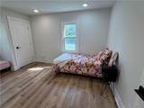 411 S Willow St - Photo 17