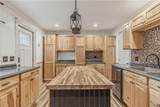 1129 Gill Street - Photo 10