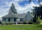 556 Sayles Street - Photo 5