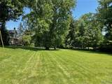 244 Cayuga Road - Photo 2