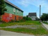 899 Niagara Street - Photo 2