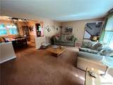 415 Andre Place - Photo 15