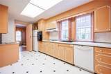 389 Yarmouth Road - Photo 19