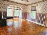 6195 Court Street - Photo 5
