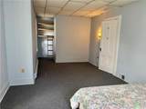 25 Arch Street - Photo 32