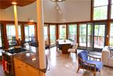 432 Woodside - Photo 7