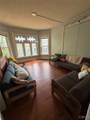 437 Clarendon Street - Photo 8