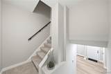 384 Huxley Drive - Photo 17