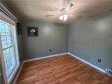 805 Perry Street - Photo 14