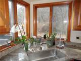 77 Evergreen Avenue - Photo 6