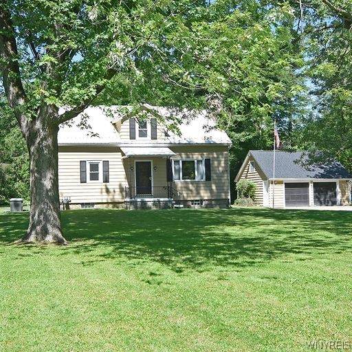580 Winspear Road - Photo 1