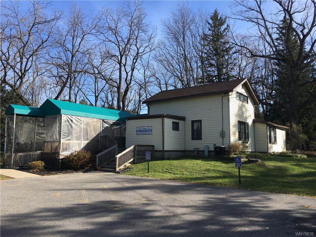 7531 Seneca Street - Photo 1