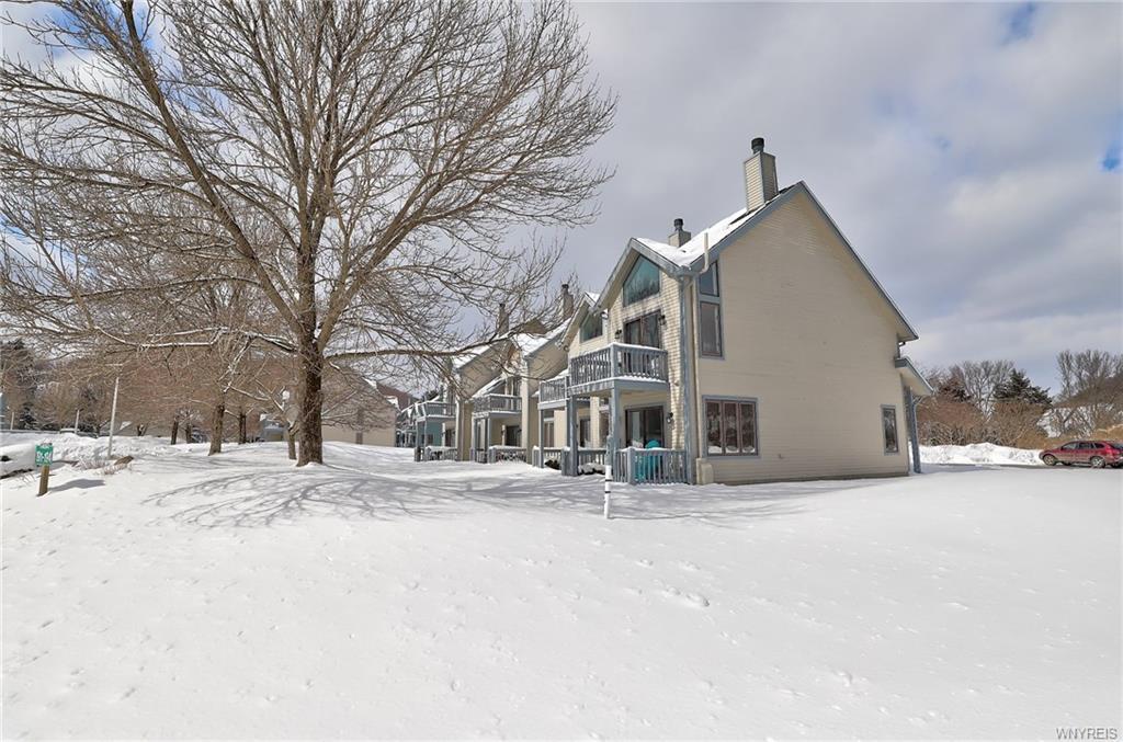 191 Wildflower Apts - Photo 1