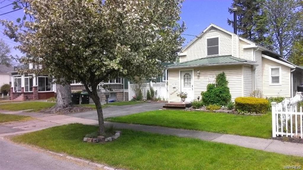 149 Clinton Street - Photo 1