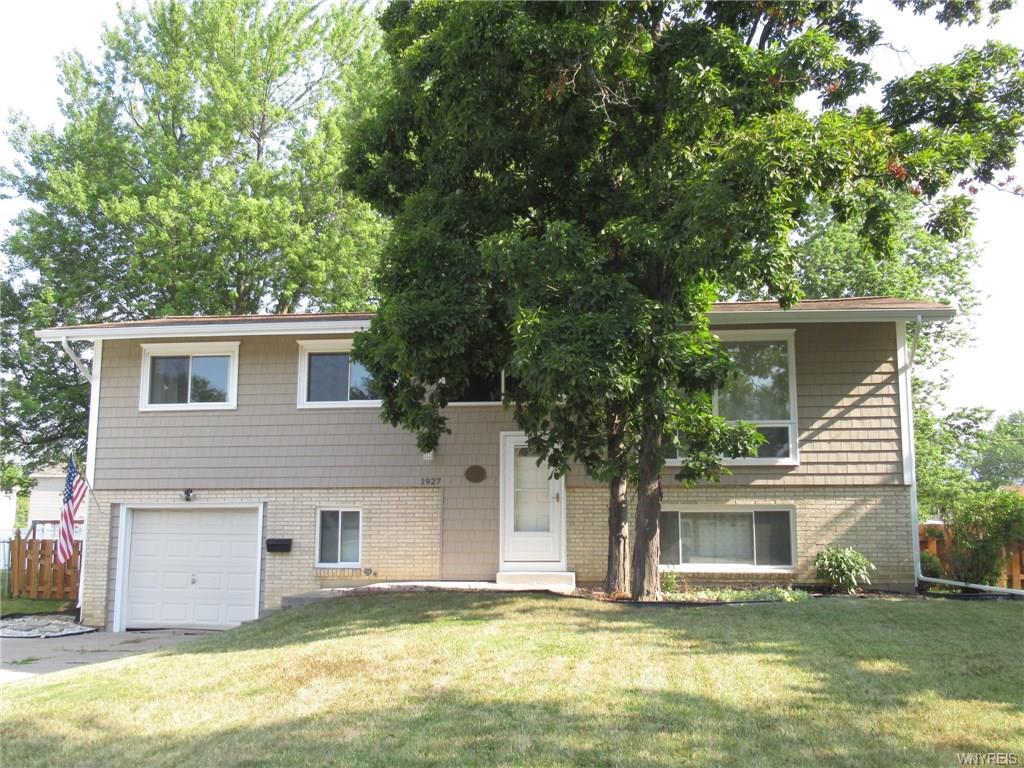 1927 Bruce Lane - Photo 1