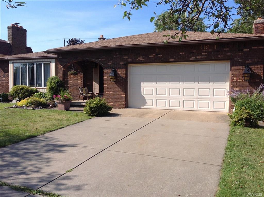 118 Prince Drive - Photo 1