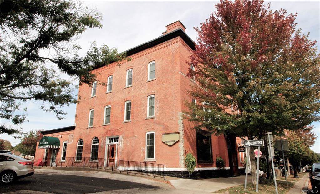 8-10 Washington Street - Photo 1