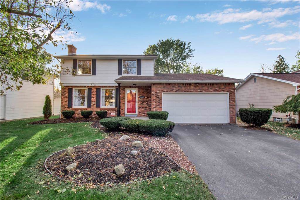 372 Sprucewood - Photo 1