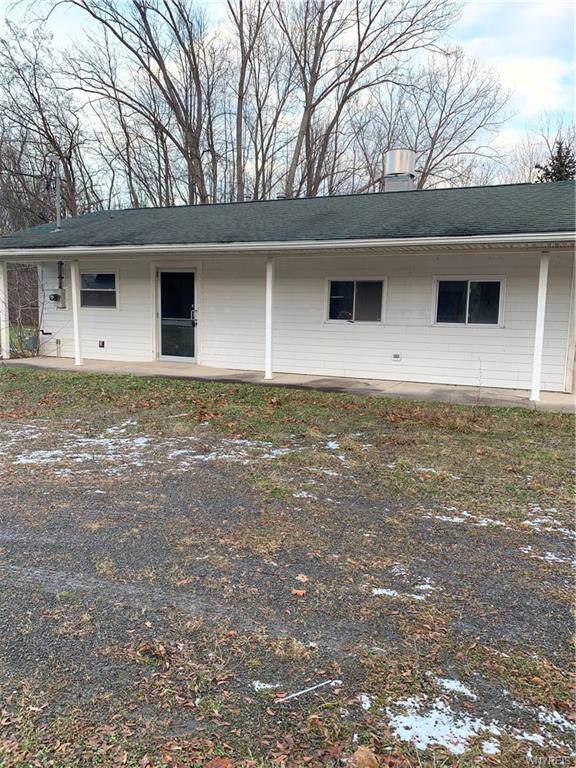1655 Quaker Road - Photo 1