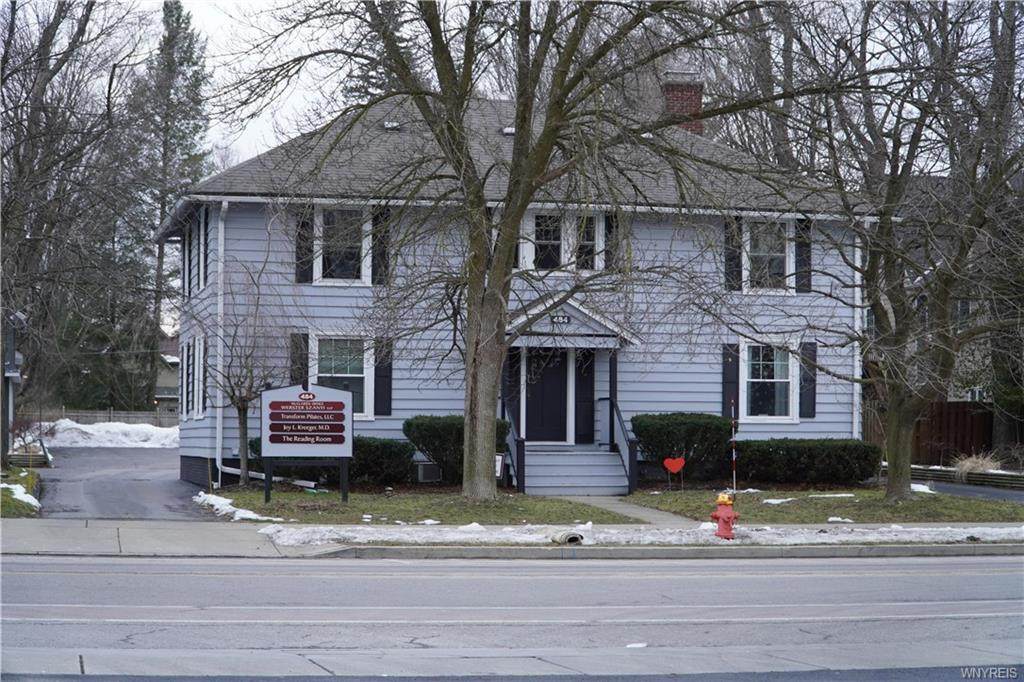 484 Main - Photo 1